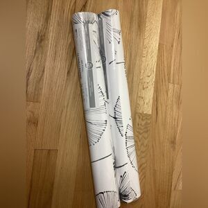 NUWallpaper Peel and Stick Wallpaper NU2683 pack of 2